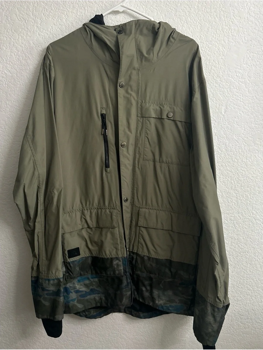 Quiksilver Olive Green Hooded Ski Jacket with Camo Hem